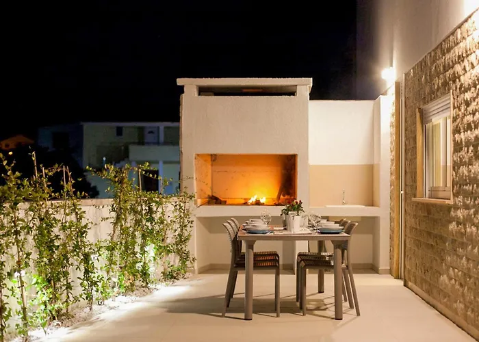 Crystal Blue Дом отдыха Рогозница